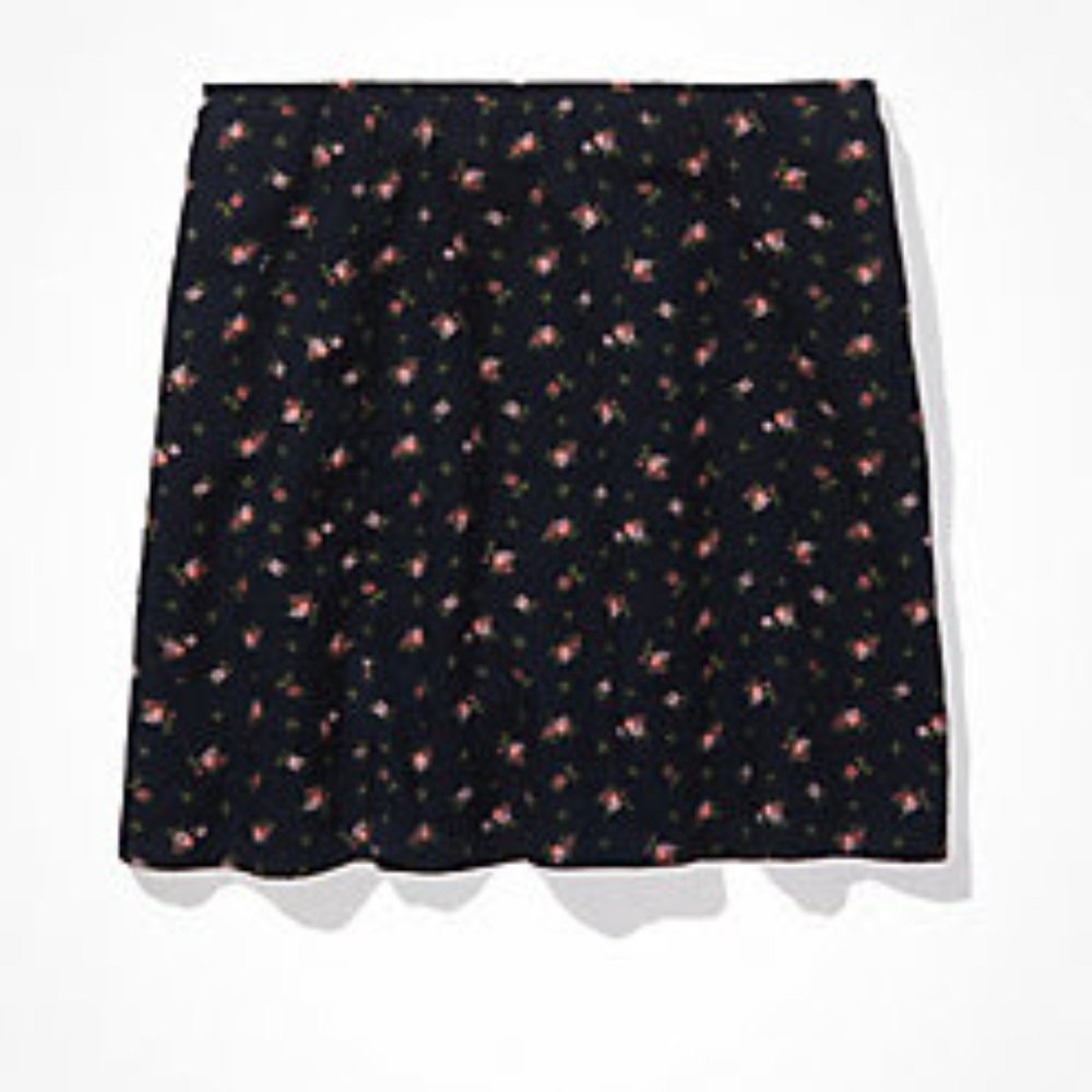 AE Floral Slit Mini Skirt. SIZE S